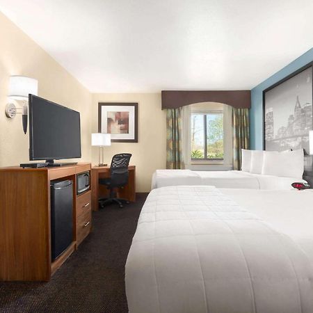 ซูเปอร์ 8 บาย วินด์แฮม แนชวิลล์ อีสต์ Hotel ภายนอก รูปภาพ