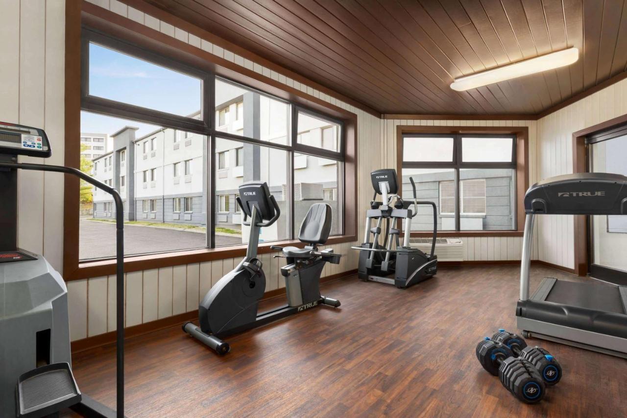 ซูเปอร์ 8 บาย วินด์แฮม แนชวิลล์ อีสต์ Hotel ภายนอก รูปภาพ