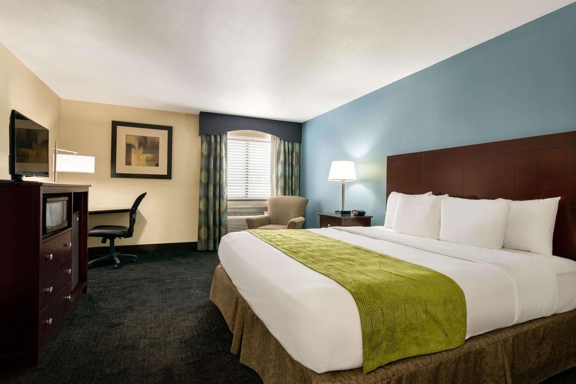 ซูเปอร์ 8 บาย วินด์แฮม แนชวิลล์ อีสต์ Hotel ภายนอก รูปภาพ