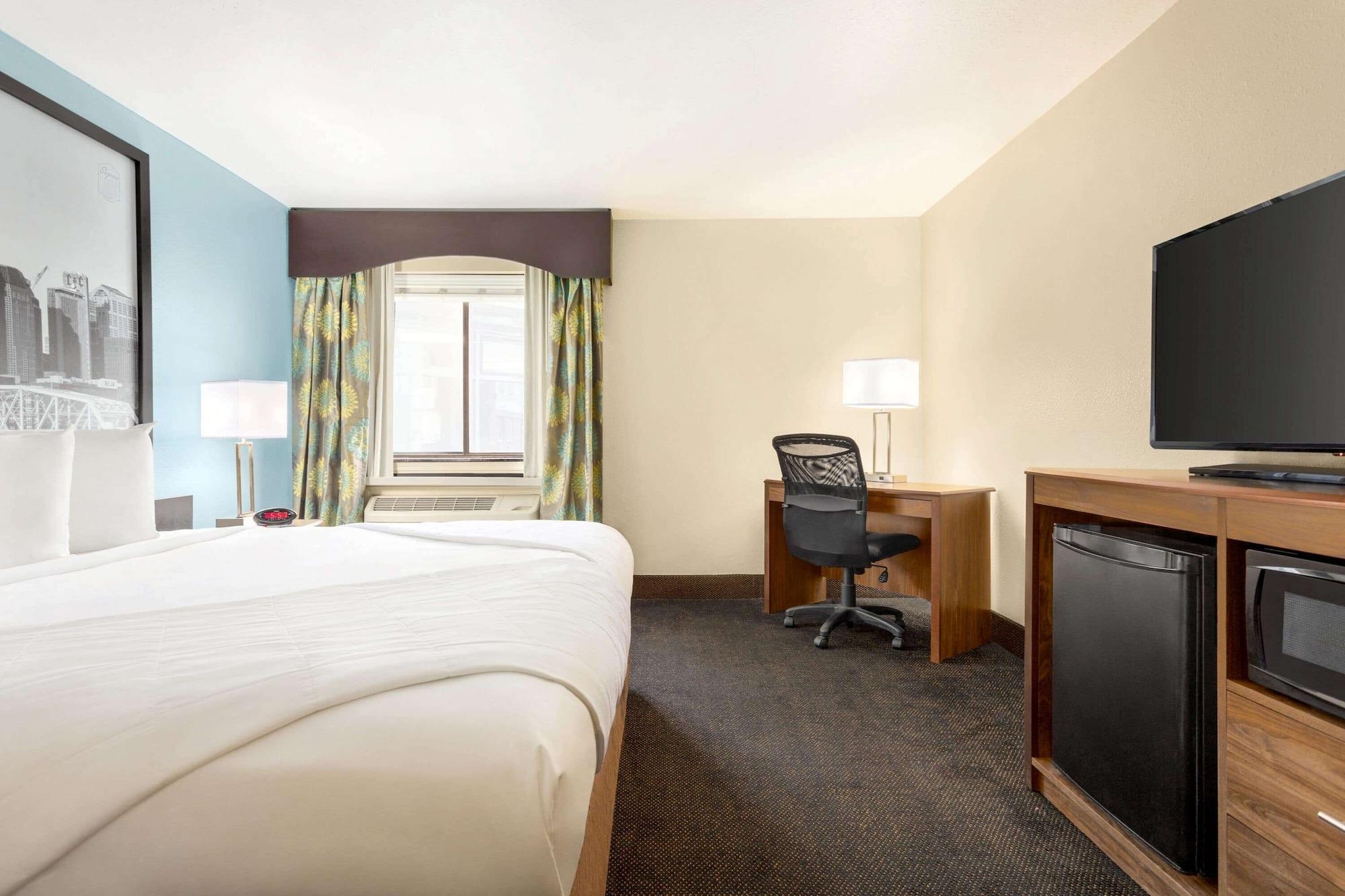 ซูเปอร์ 8 บาย วินด์แฮม แนชวิลล์ อีสต์ Hotel ภายนอก รูปภาพ
