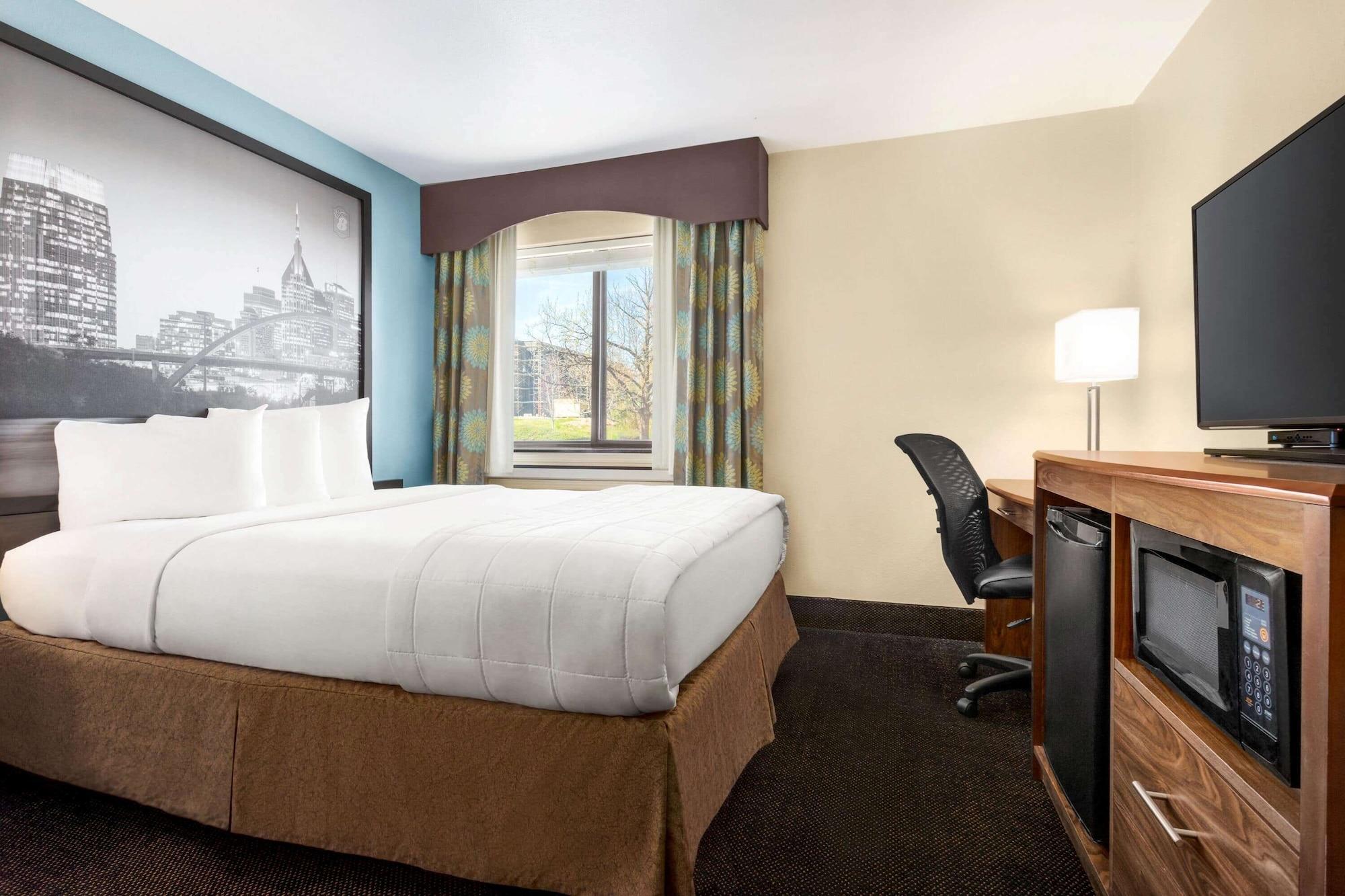 ซูเปอร์ 8 บาย วินด์แฮม แนชวิลล์ อีสต์ Hotel ภายนอก รูปภาพ