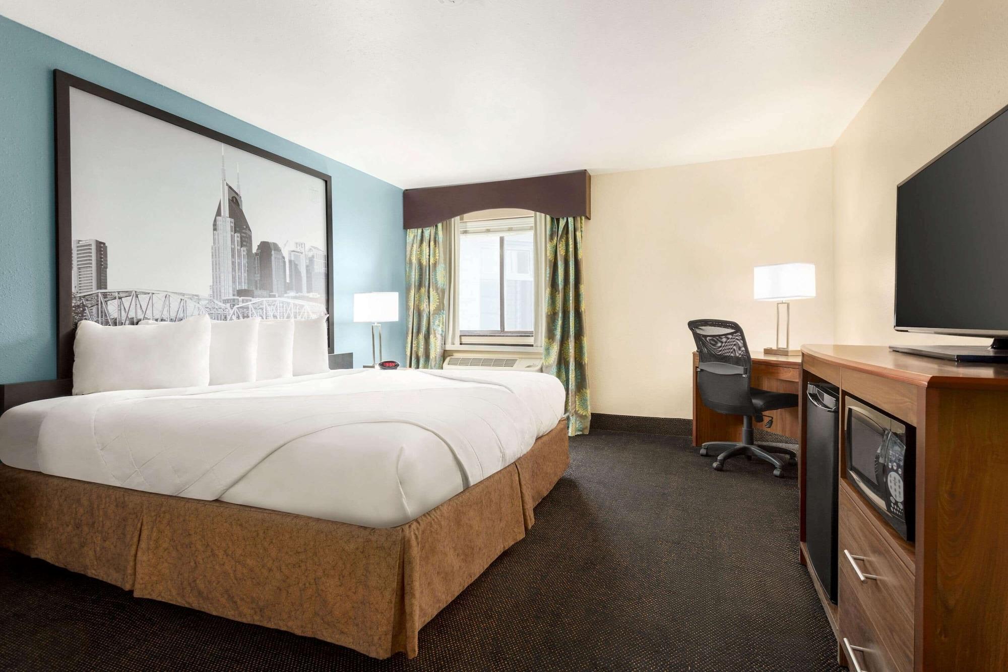 ซูเปอร์ 8 บาย วินด์แฮม แนชวิลล์ อีสต์ Hotel ภายนอก รูปภาพ