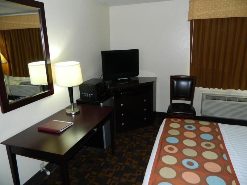 ซูเปอร์ 8 บาย วินด์แฮม แนชวิลล์ อีสต์ Hotel ภายนอก รูปภาพ