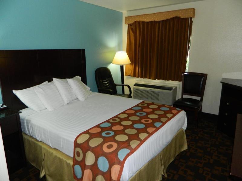 ซูเปอร์ 8 บาย วินด์แฮม แนชวิลล์ อีสต์ Hotel ภายนอก รูปภาพ