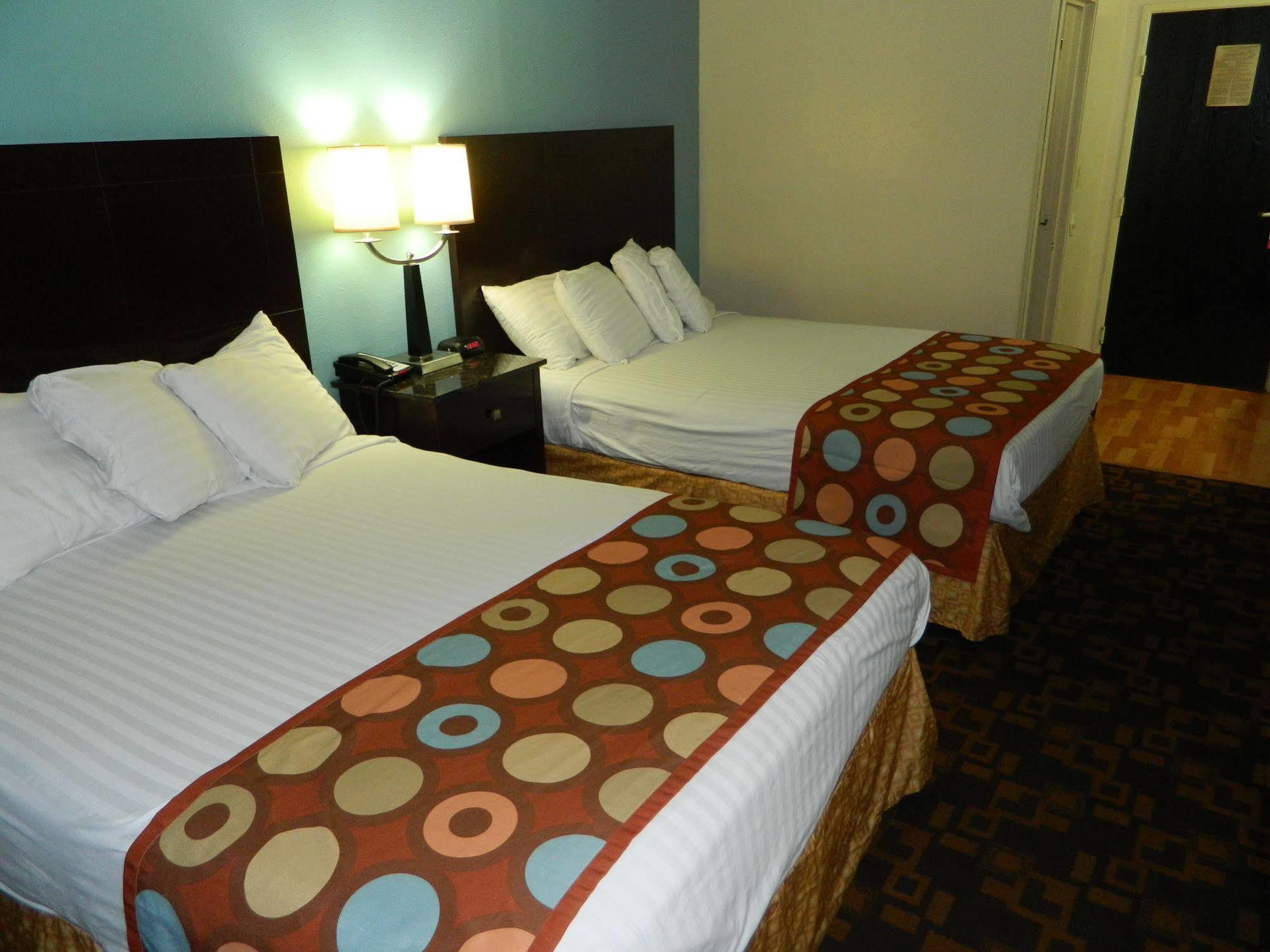 ซูเปอร์ 8 บาย วินด์แฮม แนชวิลล์ อีสต์ Hotel ภายนอก รูปภาพ